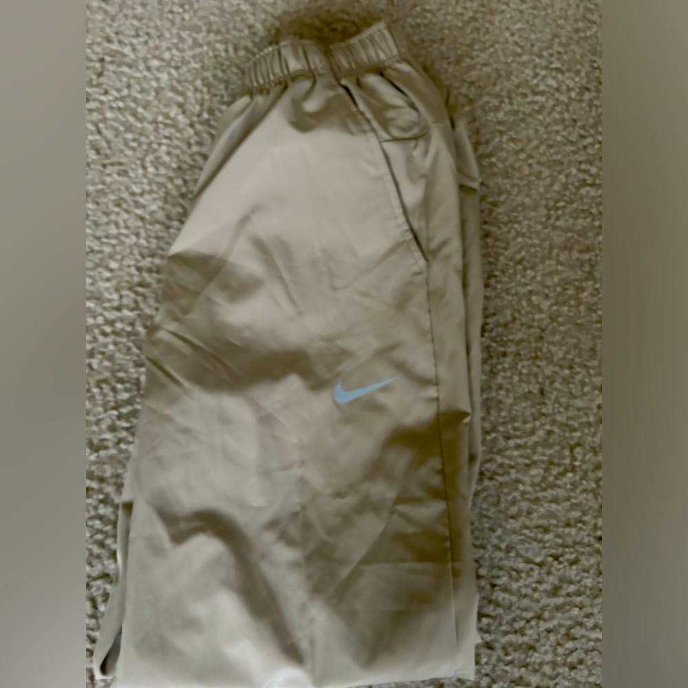 Men’s small Nike Dri fit Pants. Never worn